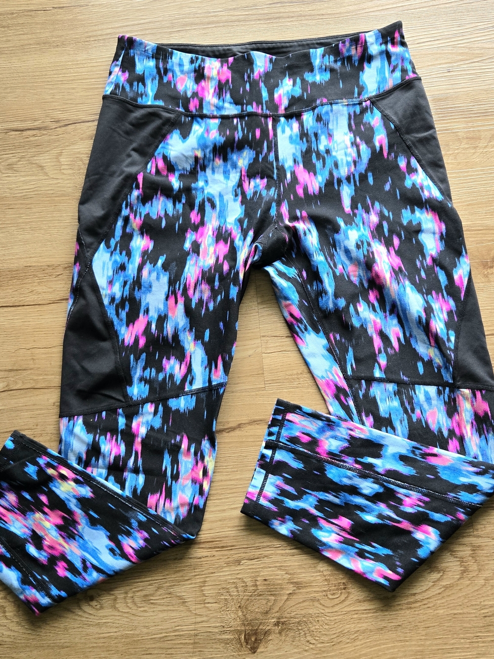 Women's Black Multicolor Active Leggings